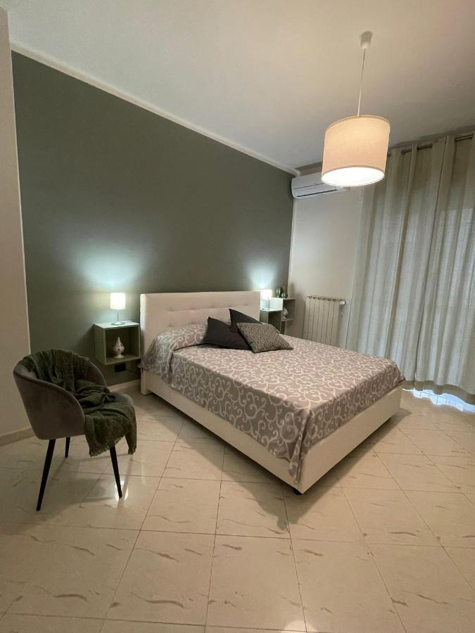 Comfort Apartment And Terrace Nel Cuore Di Bari Exterior foto